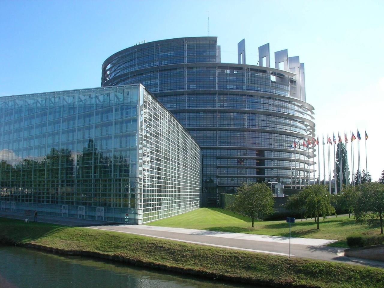 Hotelf1 Strasbourg Pont De L'Europe Exterior photo